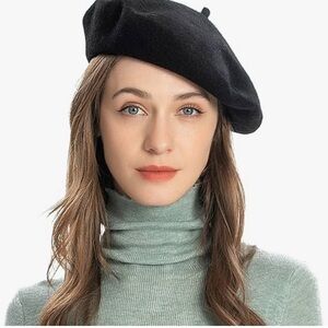 Elegant Black Wool Beret for Women
